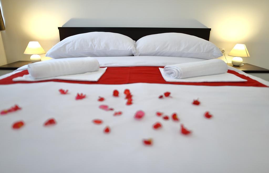 Sobe Oliva Hotel Загреб Екстериор снимка
